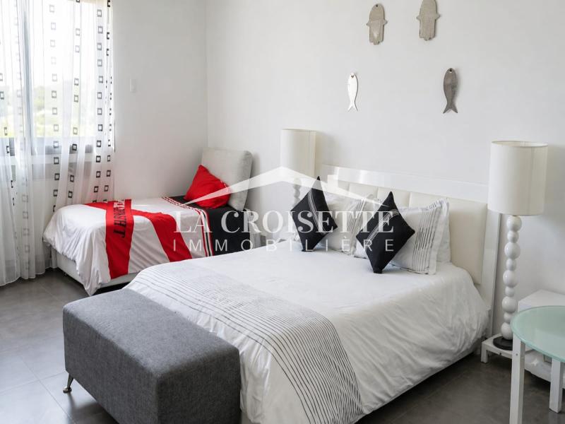 Villa S+4 avec piscine à La Marsa